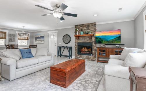 Pigeon Forge Villa | Cottage On The Ridge