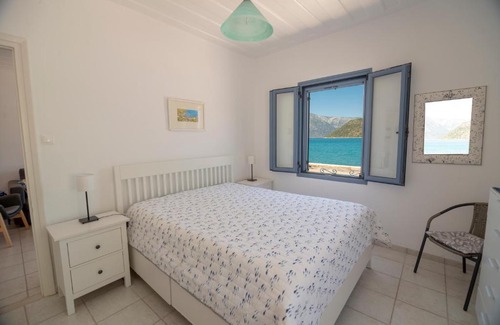 Vathy House | Cottage on the Sea