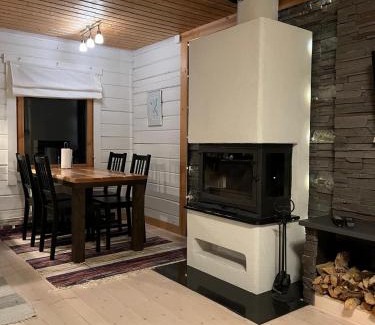 Ivalo Ski Chalet | Cottage on the shore of Ivalojoki