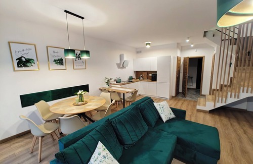 Chrzanow Cottage | Cottage under the birch trees near ENERGYLANDIA, Cracow, Auschwitz with AC, pool