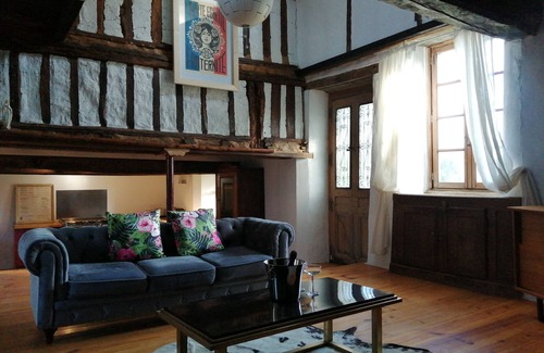 Saint-Mars-d'Egrenne Cottage | Cottage with hot tub in beautiful peaceful surroundings