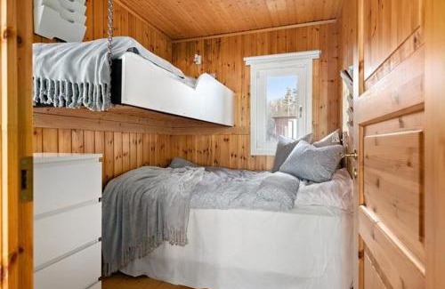 Moheda House | Cottage With Beach Plot, Boat And Jetty In Småland