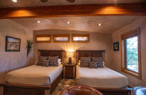 Torrey Hotel | Cougar Ridge
