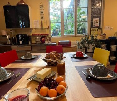 Cormatin Bed & Breakfast | Couleurs de la vie - Chambres d'Hôtes et Gîte
