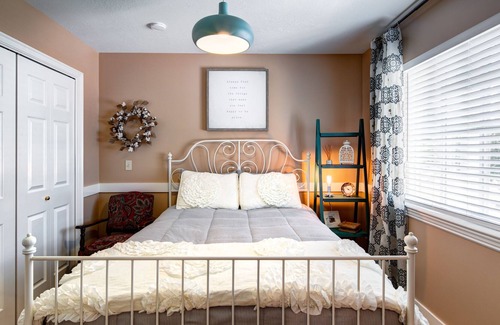 Eden Apartment | Country apartment that sleeps 4. Nestled in the Ogden Valley near the Lake.