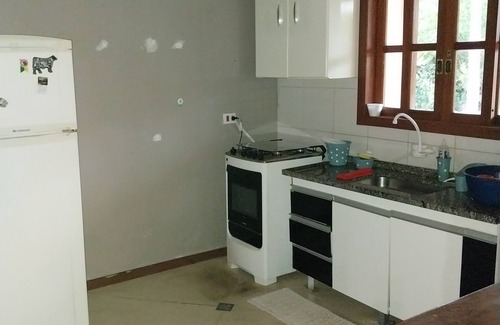 Vargem Grande Paulista House | COUNTRY HOUSE IN GATED COMMUNITY NEAR ANIMÁLIA PARK - PETFRIENDLY