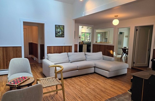 Pine Plains House | Country Chic Lake House in Pine Plains