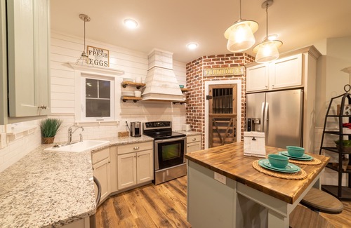 Keene House | Country Cottage, 1 mile from Keeneland