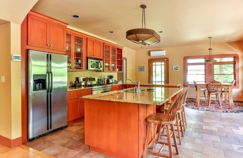 Jewett House | Country Escape Overlooking Hunter & Windham Mts