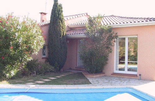 Saint-Sulpice House | Country house
