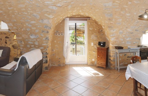 Sisteron House | Country gite near Sisteron for 2 to 4 people (3-star rating).