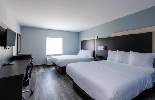 Forest Park Hotel | Country Hearth Inn & Suites