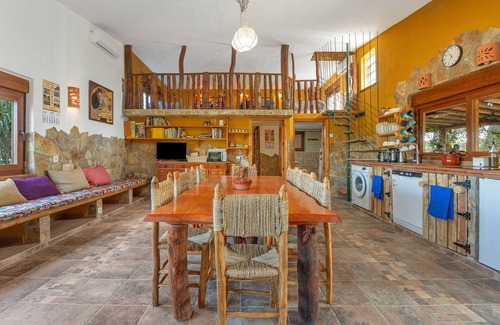 Jerez de la Frontera House | Country House 'Casaleja' with Lake Views, Wi-Fi and Air Conditioning