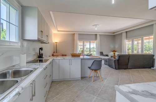 Lefkimmi Villa | Country House 'Billo' with Private Terrace, Balcony and Air Conditioning