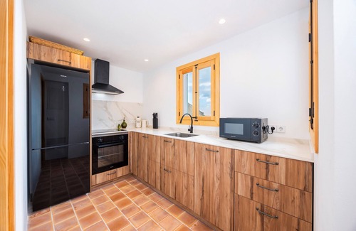 Galilea Villa | Country House 'Can Titina' with Sea View, Private Pool and Wi-Fi