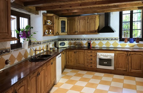 Can Trabal Cottage | Country house Can Trabal 1840 near Sitges up to 26 guests