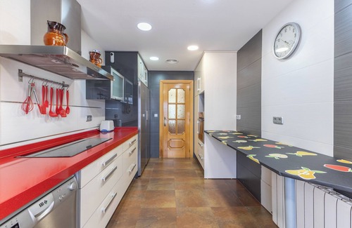 Mascaraque House | Country House 'Casa Rural Kalfonso' with Private Garden, Wi-Fi and Air Conditioning