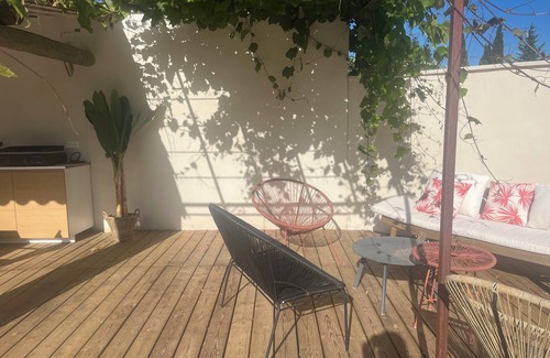 Piolenc House | Country house close to all amenities