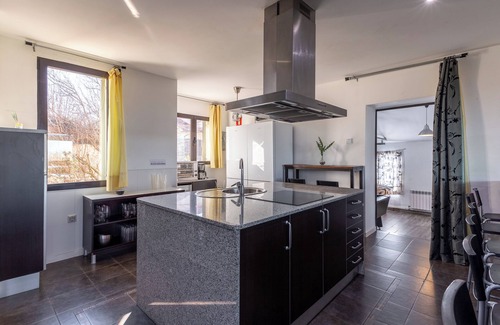 Los Angeles de San Rafael House | Country House 'El Arrebol' with Mountain View, Private Terrace and Wi-Fi