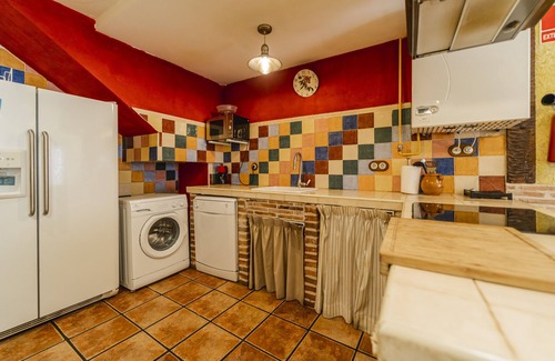 Lerma House | Country House 'El Palomar De La Cuesta' with Private Garden and Wi-Fi