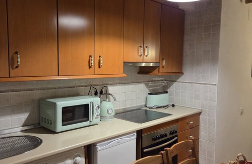Zuheros House | Country House 'El Refugio' with Mountain Views, Wi-Fi and Air Conditioning