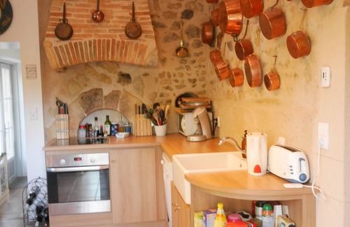 Briant House | COUNTRY HOUSE - EXCEPTIONAL VIEW - SWIMMING POOL - Sleeps 12