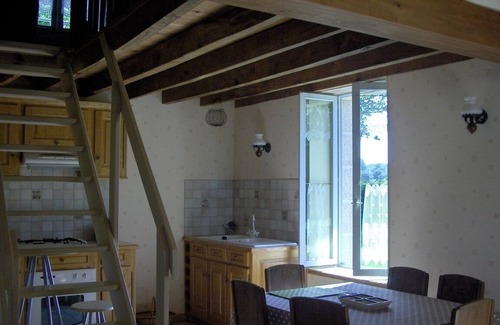 Lourdoueix-Saint-Pierre House | Country house in a picturesque area