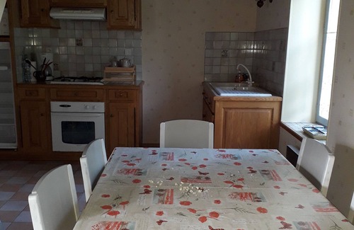 Lourdoueix-Saint-Pierre House | Country house in a picturesque area