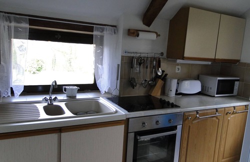 Plouguenast Cottage | Country house in the heart of Brittany, calm, restful, large private garden.