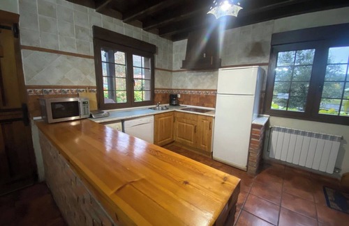 Celis House | Country House 'Los Avellanos Casa 1' with Mountain View, Private Terrace and Private Garden