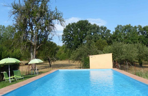 Fuenteheridos House | Country House 'Los Cascos' with Mountain View, Shared Pool and Air Conditioning