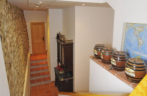 Relleu House | Country House 'Vivienda El Celler' with Private Garden, Balcony and Wi-Fi