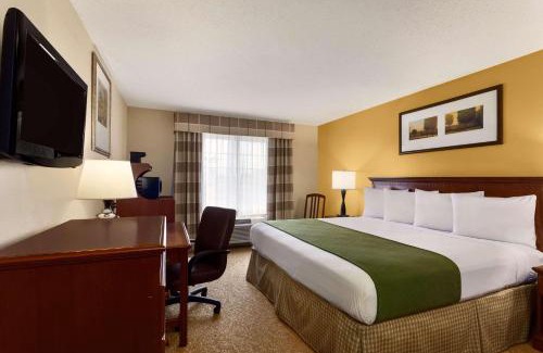 Marion Hotel | Country Inn & Suites by Radisson, Marion, OH