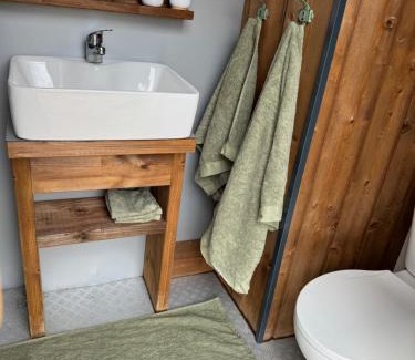 Macquigny Other | Country lodge of Couvron