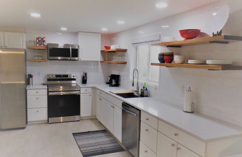West Valley House | Country Quiet, City Close