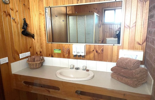 Narrandera Hotel | Country Roads Motor Inn Narrandera