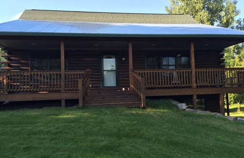 Waverly House | Country Serenity Retreat-Private, Peaceful by the River