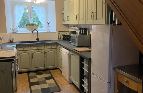 Plouguenast Cottage | Countryside Cottage 3 Bedrooms Sleeps 6 Heated Pool Pet Friendly Pottery/Craft