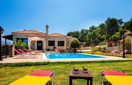 Polemarchi Villa | Countryside Villa with wonderful Mountain and Sea view