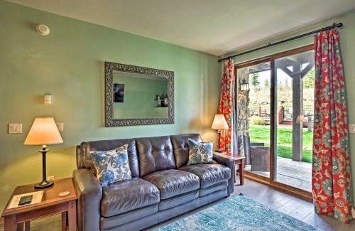 The Highlands Apartment | Couples Ski Condo 1 Mi to Breckenridge Golf Club