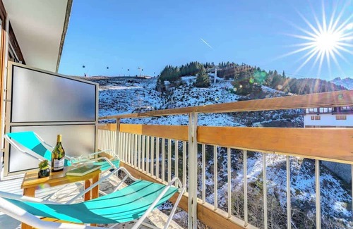 Courchevel Apartment | Courchevel 1650 Moriond Spacious Flat, Wifi 09-05