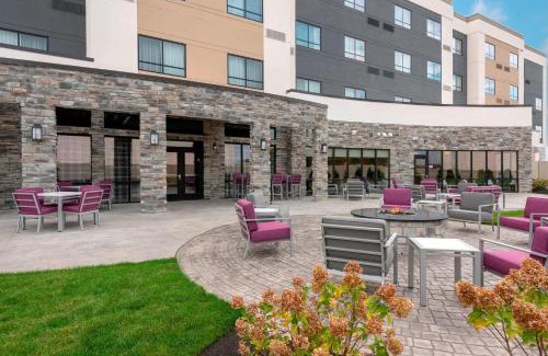 Elyria Hotel | Courtyard by Marriott Cleveland Elyria
