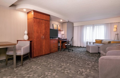 Newark Hotel | Courtyard by Marriott Newark-University of Delaware