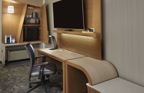 Durham Region Hotel | Courtyard by Marriott Oshawa