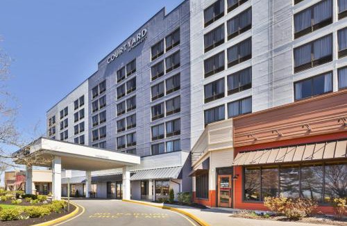 Secaucus Hotel | Courtyard by Marriott Secaucus Meadowlands