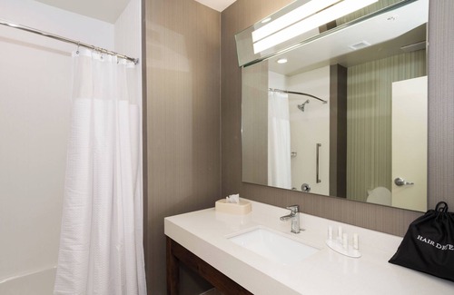 Pine Forest Hotel | Courtyard by Marriott Fayetteville Fort Liberty/Spring Lake