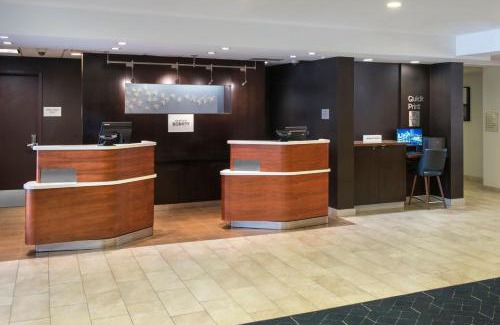 Plymouth Meeting Hotel | Courtyard Philadelphia Plymouth Meeting