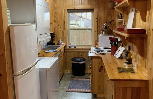 Cuba Cabin | Cowan Lake Retreat is the perfect getaway for the nature lover or just to relax.