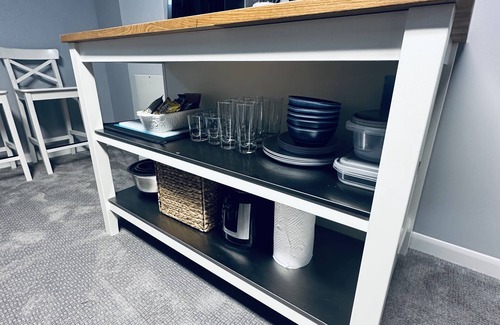 Northglenn Apartment | Cozi Basement Suite 15 min away from Denver Downtown