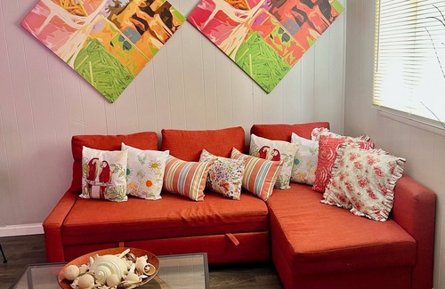 Lackawanna Apartment | Cozy 1-bedroom apartment with WiFi, AC in delightful Lackawanna-Sleeps 4